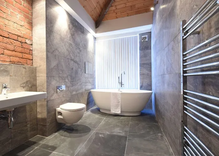 Stunning Penthouse Slps 20